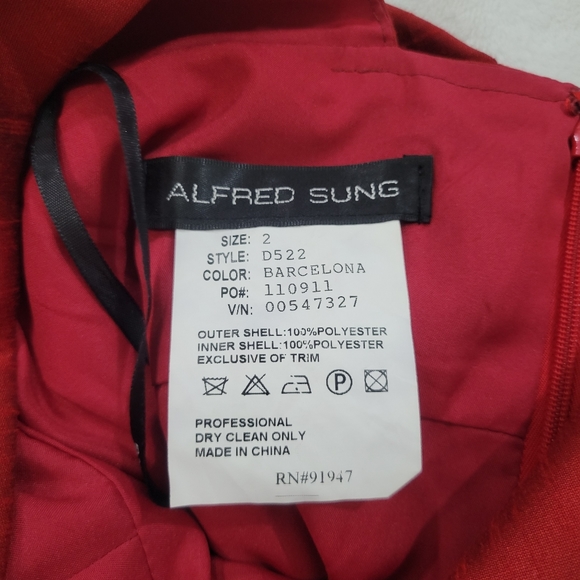 ALFRED SUNG Sleeveless Scoop Neck Midi Dress W/ Back Bow & Semi Open Back in Red - Picture 4 of 5